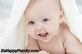 รอยยิ้มของทารกพัฒนาขึ้นอย่างไร