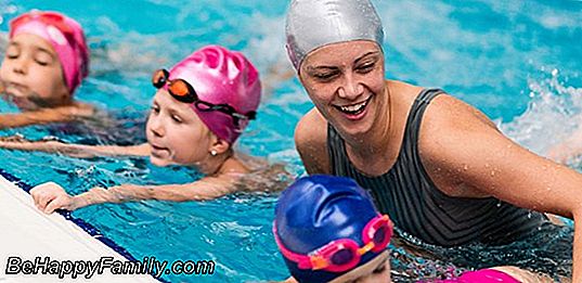 Wie man Kindern das Schwimmen beibringt