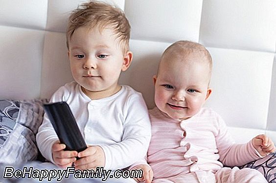 Zwillingskinder erziehen: nützliche Tipps für Eltern