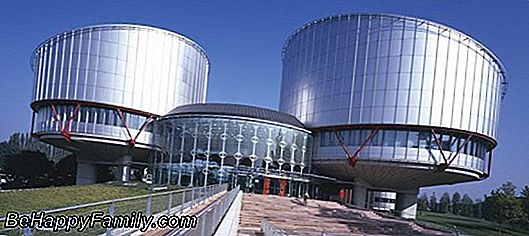 El Tribunal de Estrasburgo rechaza a Italia por la ley sobre el parto en el anonimato